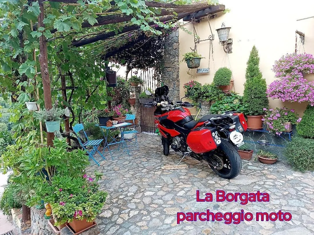 Maison d'hôtes Hotel La Borgata à Tovo San Giacomo