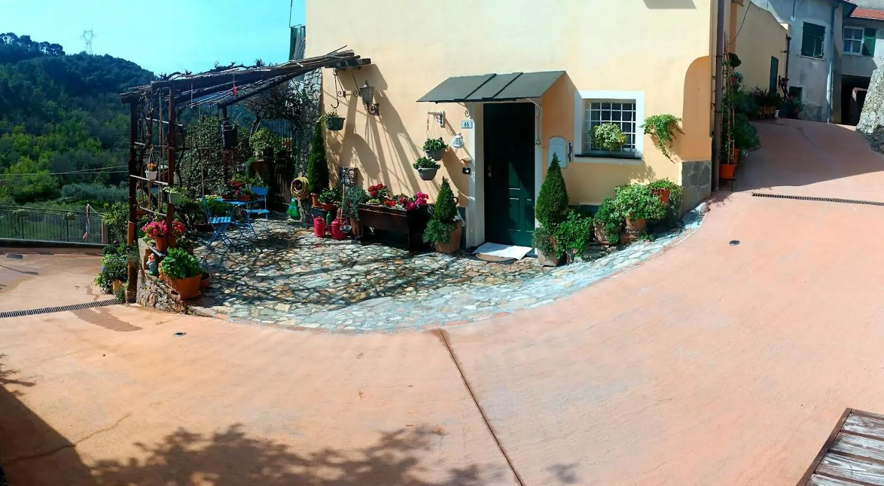 Hotel La Borgata à Tovo San Giacomo Maison d'hôtes